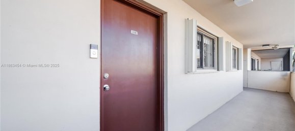 2 Schlafzimmer Gewerbliche Immobilien in Miami, USA, Nr. 614717 7