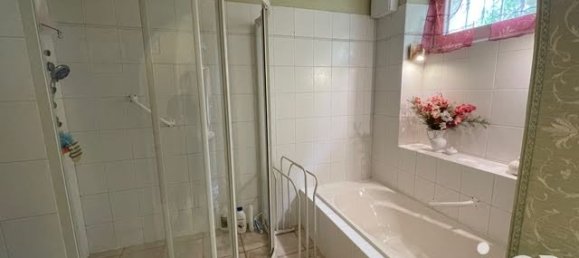 5 Schlafzimmer Haus in Saint-Hilaire-les-Andresis, France, Nr. 237667 13