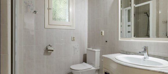 5 bedrooms Villa in Marbella, Spain No. 100485 17