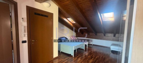 3 bedrooms House in Cesano Maderno, Italy No. 360405 17