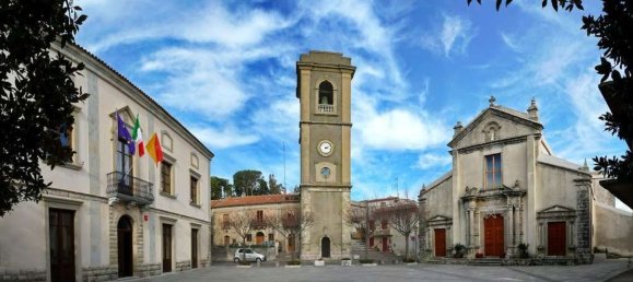 Коммерческая недвижимость с 2 комнатами в Рометта, Италия № 132040 18