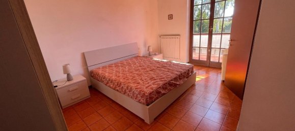 6 bedrooms Villa in Carrara, Italy No. 215088 23