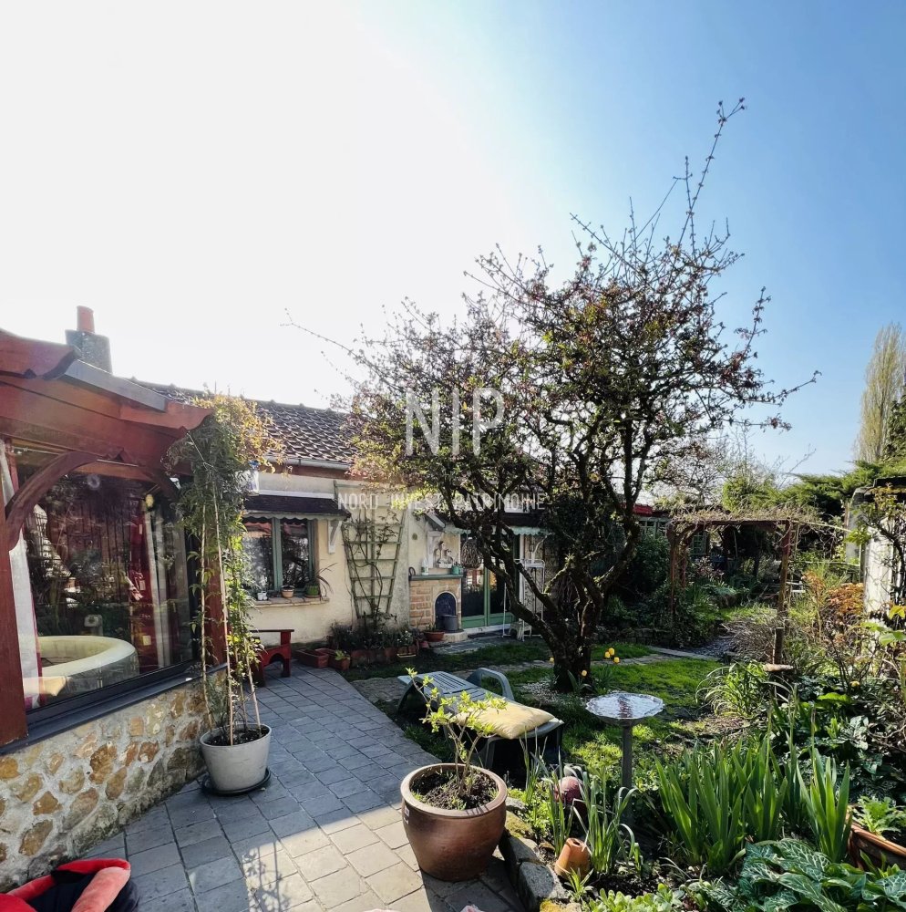 4 غرف نوم منزل في Saint-Amand-les-Eaux, France رقم 104250