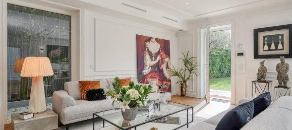 3 bedrooms House in Cascais, Portugal No. 121051 7