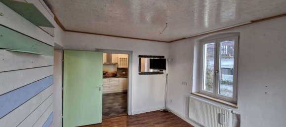 3 bedrooms House in Schweinfurt, Germany No. 143243 3