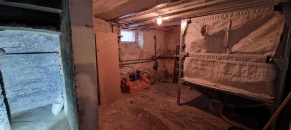 3 bedrooms House in Schweinfurt, Germany No. 143243 17