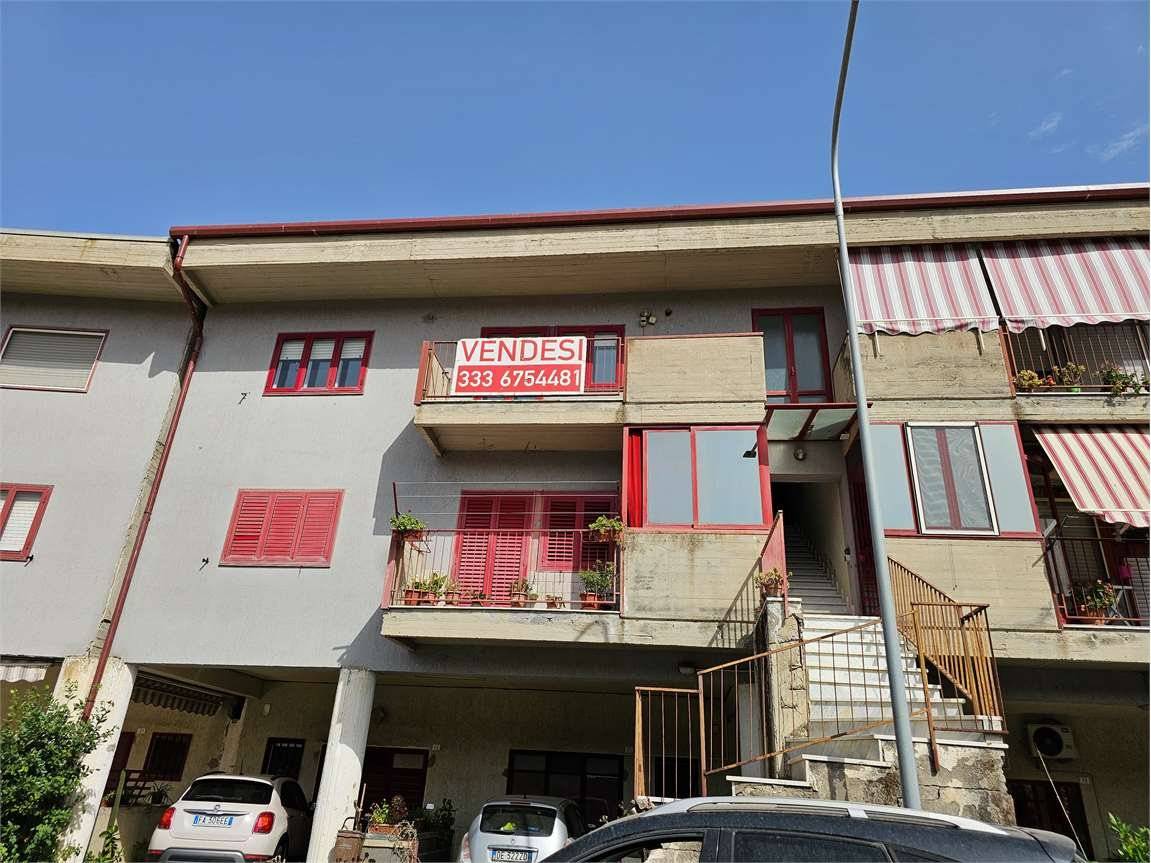 2 غرف نوم شقة في Enna, Italy رقم 355359