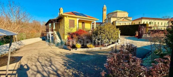 Villa de 2 dormitorios en Trofarello, Italy No. 211995 39