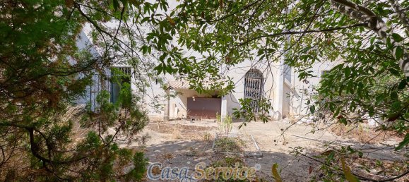 Edifício de 15 divisões em Gallipoli, Italy N.º 234825 6