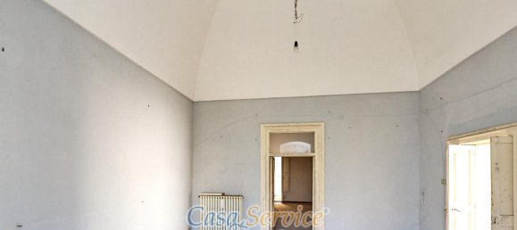 Edifício de 15 divisões em Gallipoli, Italy N.º 234825 26