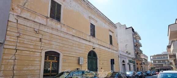 Edifício de 15 divisões em Gallipoli, Italy N.º 234825 3