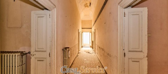 Edifício de 15 divisões em Gallipoli, Italy N.º 234825 20