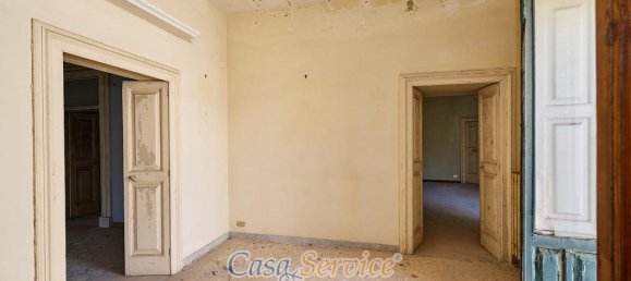 Edifício de 15 divisões em Gallipoli, Italy N.º 234825 13