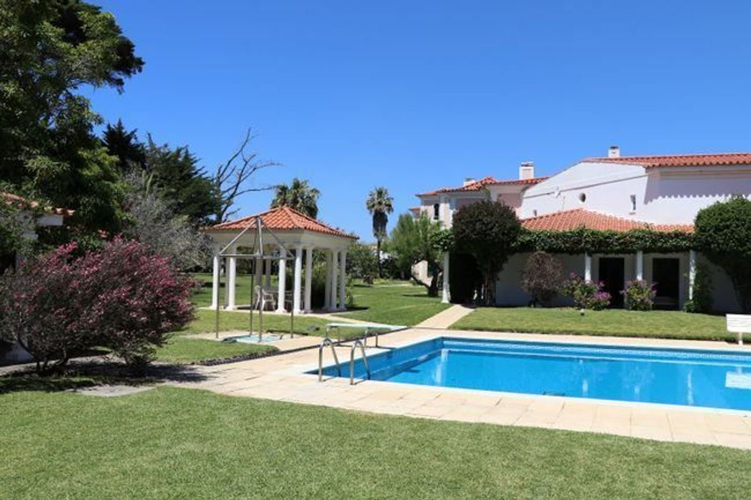 2 bedrooms Apartment in Cascais, Portugal No. 141845