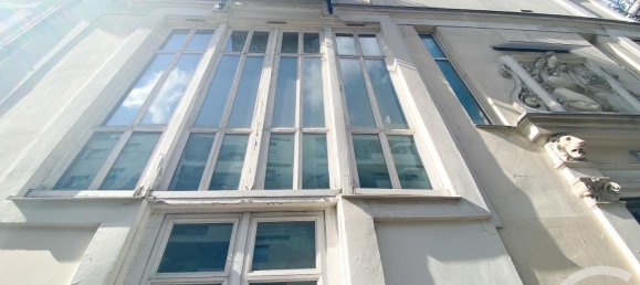 Studio in Paris, France No. 116925 4