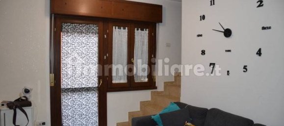 3 rooms Apartment in Bergamo, Italy No. 359320 5