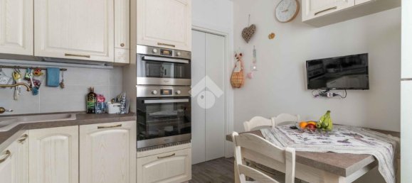 3 rooms Apartment in Rozzano, Italy No. 11592 10