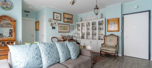 3 rooms Apartment in Rozzano, Italy No. 11592 2