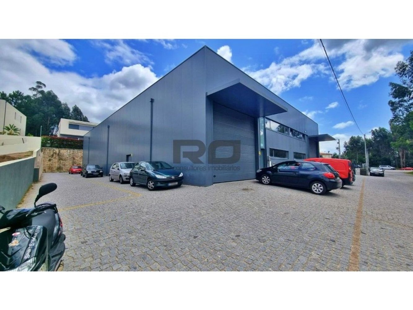 401m² Warehouse in Barcelos, Portugal No. 256231