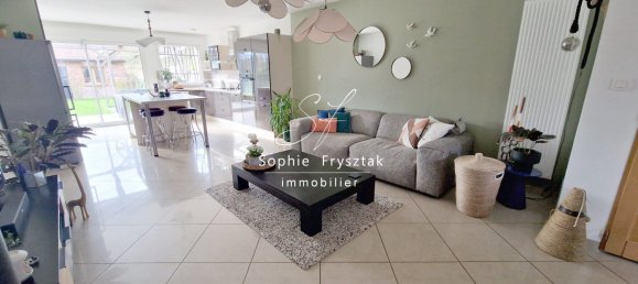 3 bedrooms House in Halluin, France No. 153636 6