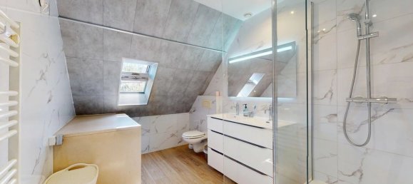 4 bedrooms House in Montfermeil, France No. 333352 9