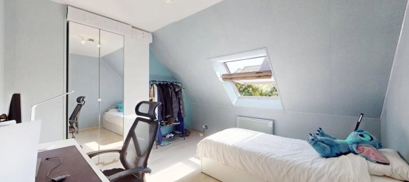 4 bedrooms House in Montfermeil, France No. 333352 8