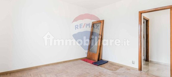Apartamento T2 em Busto Arsizio, Italy N.º 135519 13