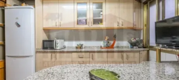 3 bedrooms Apartment in Reus, Spain No. 187356 10