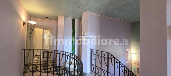 7 غرف نوم فيلا في Pavia, Italy رقم 225895 18