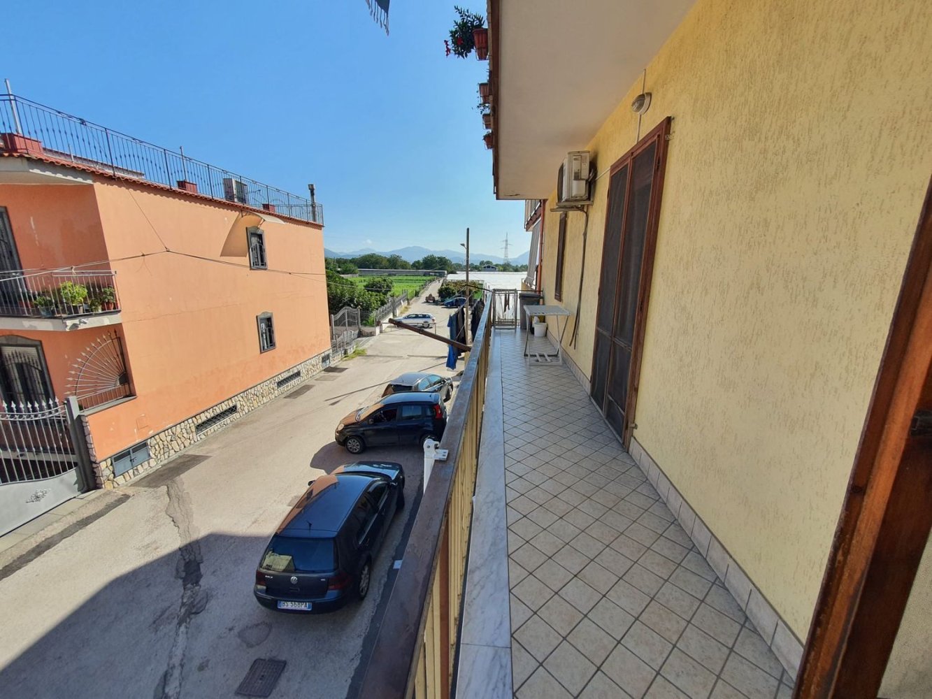 Apartamento de 4 habitaciónes en Poggiomarino, Italy No. 137637