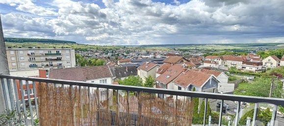 3 bedrooms Apartment in Epernay, France No. 66193 3