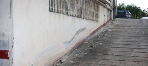 291m² Commercial property in Locri, Italy No. 341031 9