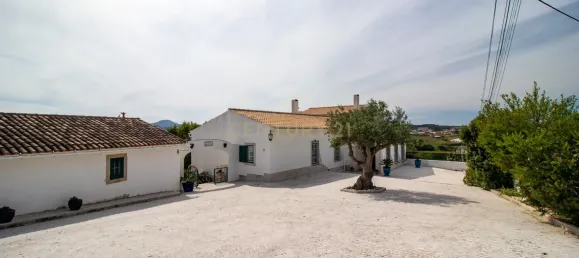 Дом с 5 спальнями в Мафра, Португалия № 135073 6