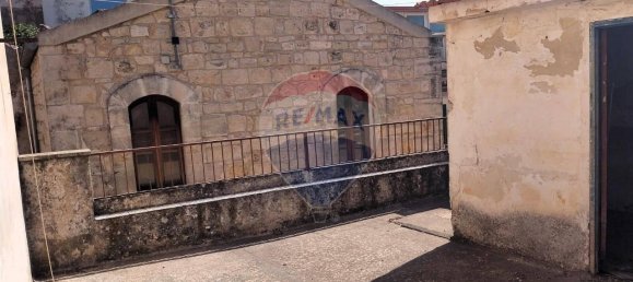 4 rooms House in Modica, Italy No. 29908 2