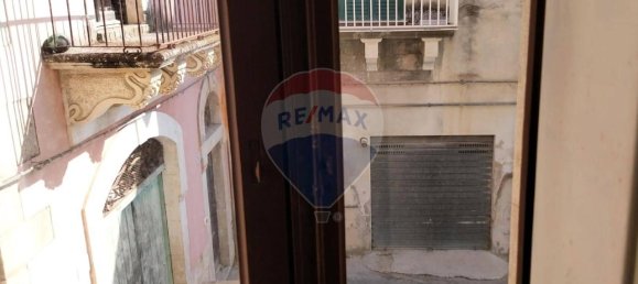 4 rooms House in Modica, Italy No. 29908 8