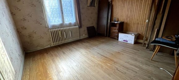 3 bedrooms House in Nogent-le-Roi, France No. 55742 16