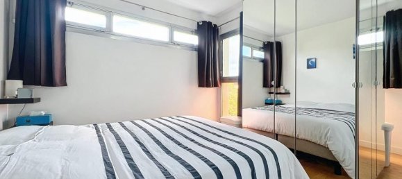 Apartamento de 3 dormitorios en Garches, France No. 178140 13