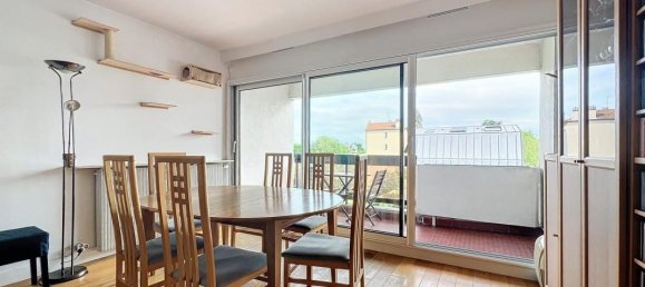 Apartamento de 3 dormitorios en Garches, France No. 178140 4