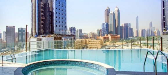 Apartamento T3 em Corniche Road, UAE N.º 6205 3