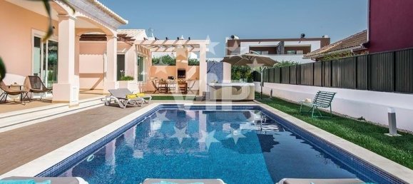 Villa de 6 dormitorios en Albufeira, Portugal No. 136904 3