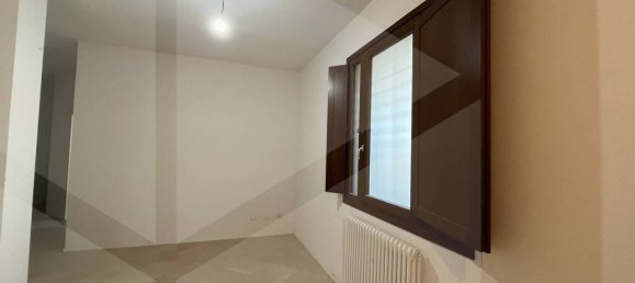 3-salle Appartement à Fiorano Modenese, Italy No. 28624 5