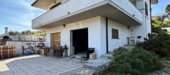 Villa T3 em San Giovanni Teatino, Italy N.º 278905 2