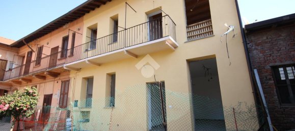 2 rooms Apartment in Cornaredo, Italy No. 3080 3