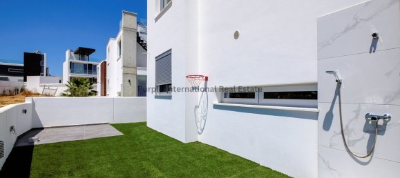 4 bedrooms Villa in Protaras, Cyprus No. 945 5