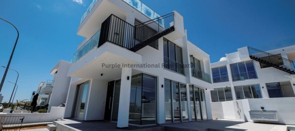 4 bedrooms Villa in Protaras, Cyprus No. 945 2