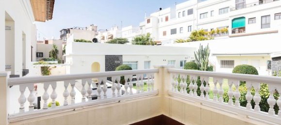 Casa de 9 dormitorios en Santa Cruz de Tenerife, Spain No. 116401 21