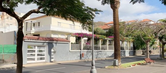 Casa de 9 dormitorios en Santa Cruz de Tenerife, Spain No. 116401 2