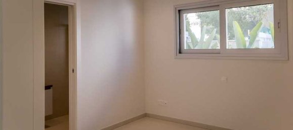 2 bedrooms Apartment in Germasogeia, Cyprus No. 11242 7