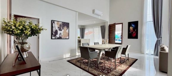 3 bedrooms Villa in Pattaya, Thailand No. 23412 3