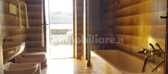 3 bedrooms Villa in Montanaro, Italy No. 75993 3